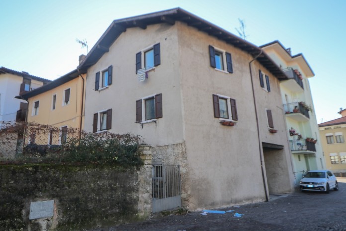 Riva del Garda apartment in Sant?Alessandro