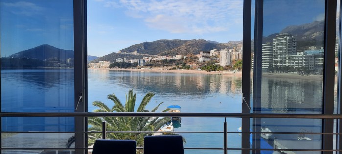 Appartement met zicht op zee te koop Montenegro