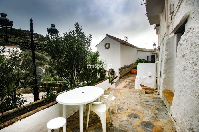 Townhouse Casares Centre 