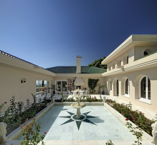Detached Villa Marbella 2732 m2 , 10 bedrooms 