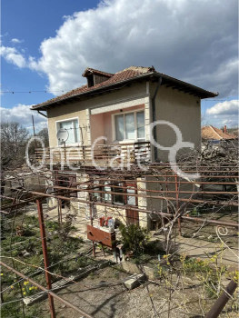 Landelijk huis met tuin , wijngaard en fruit bomen  49 km van Balchik bij Zwarte zee